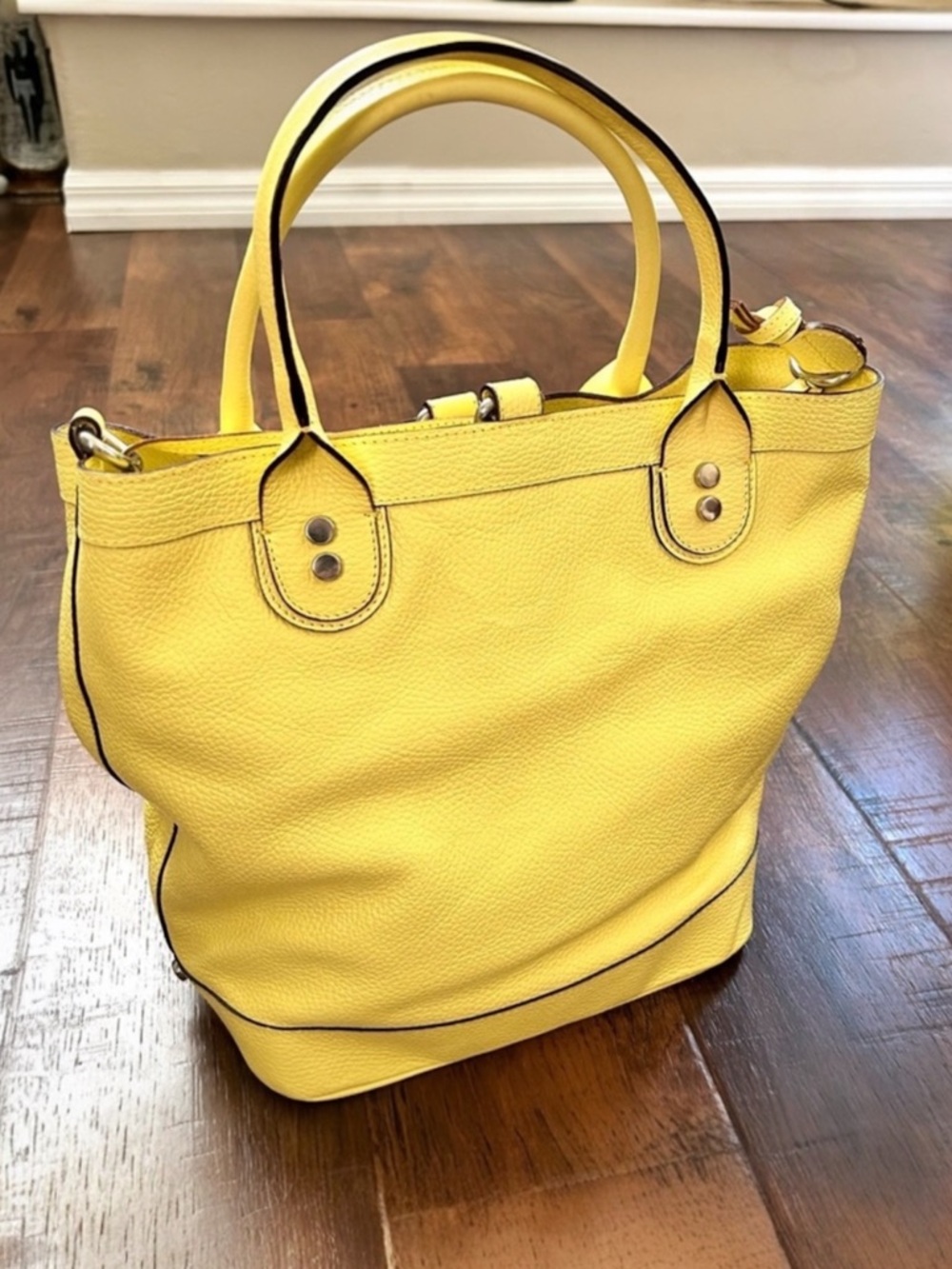 FALOR yellow textured leather tote purse, made in Italy, NWOT